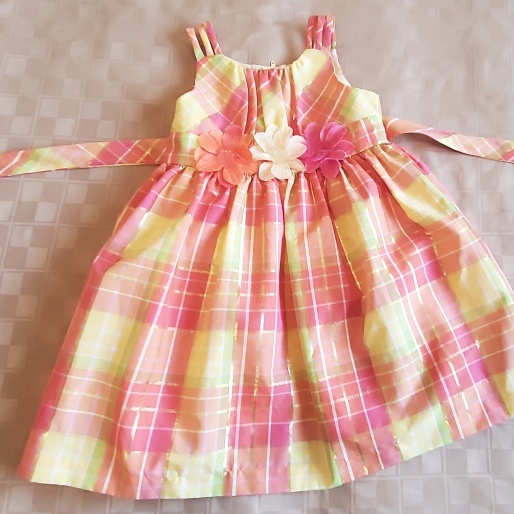 Girl's summer dress